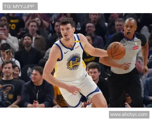 勇士与马刺激战四月六日争夺季后赛席位的关键对决