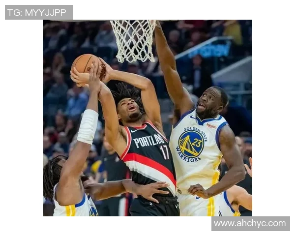 勇士与开拓者激战1228赛季精彩回顾与精彩瞬间分析